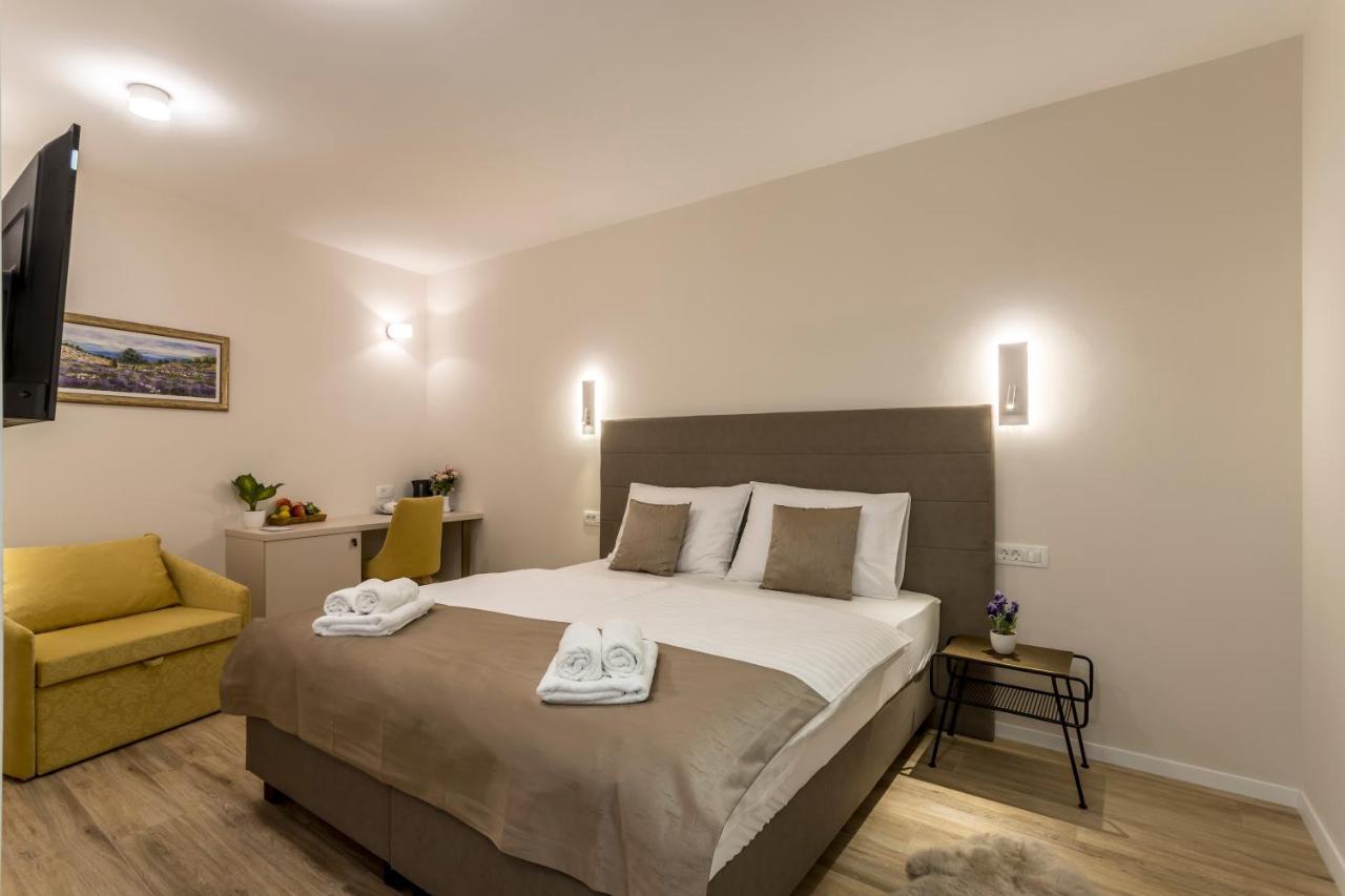 Cor Rooms Split Exterior foto